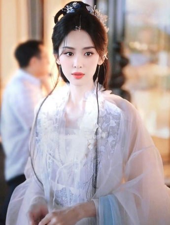 操杨幂的软件功能界面